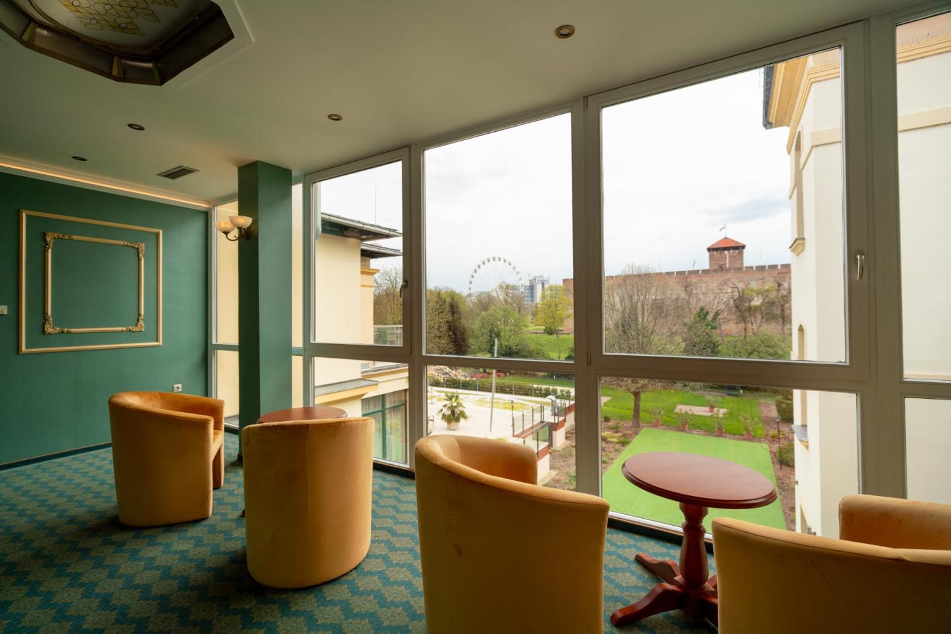 Elizabeth Hotel Gyula Extérieur photo